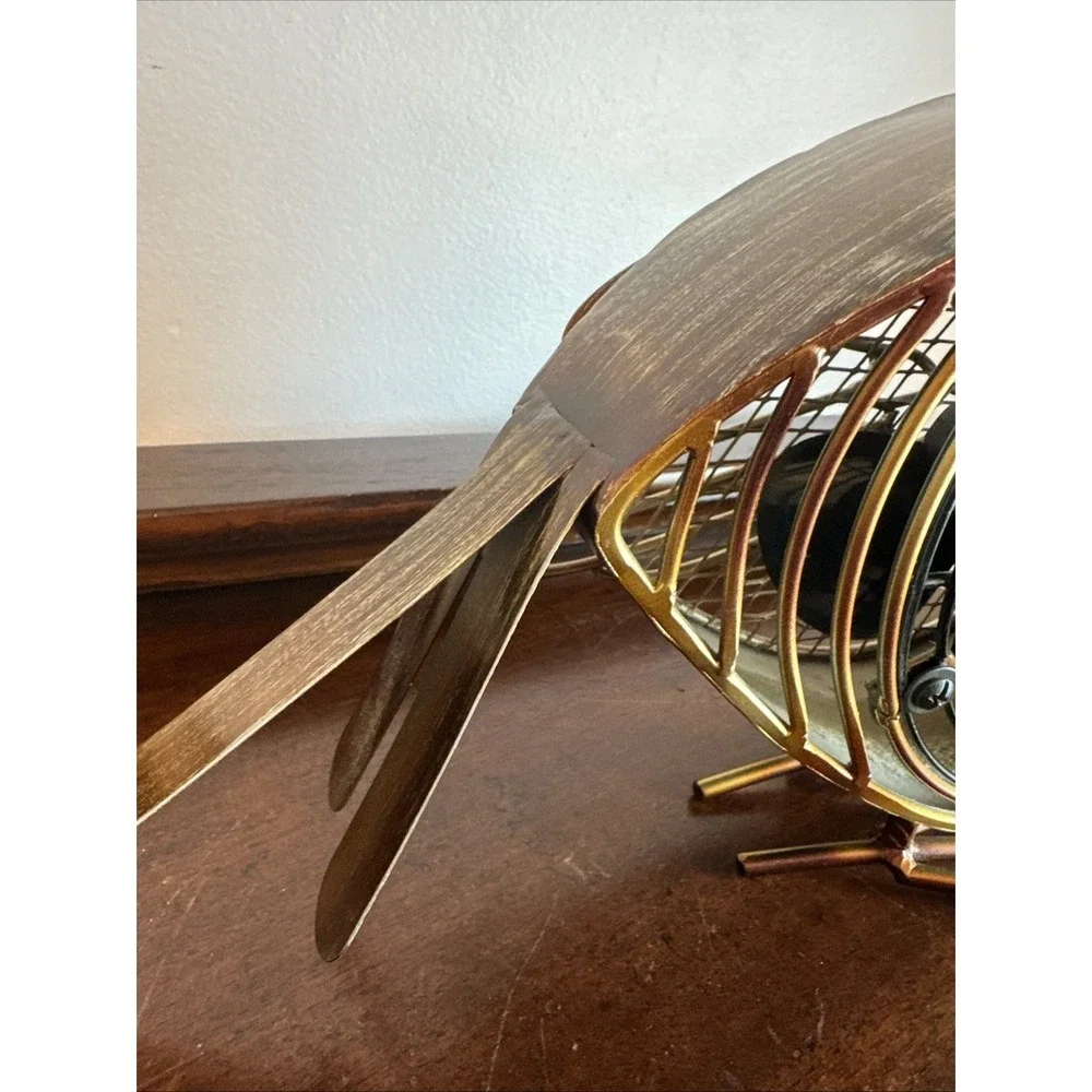 Deco Breeze Robin Bird Figurine Fan Metal Mesh Decorative Desk Fan Works-DBF0026